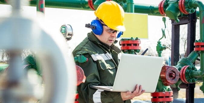 Streamlining Safety and Production with Oil & Gas Technology