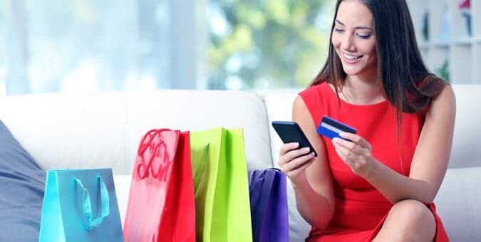 Retailers Use Software to Enhance Customer Experiences