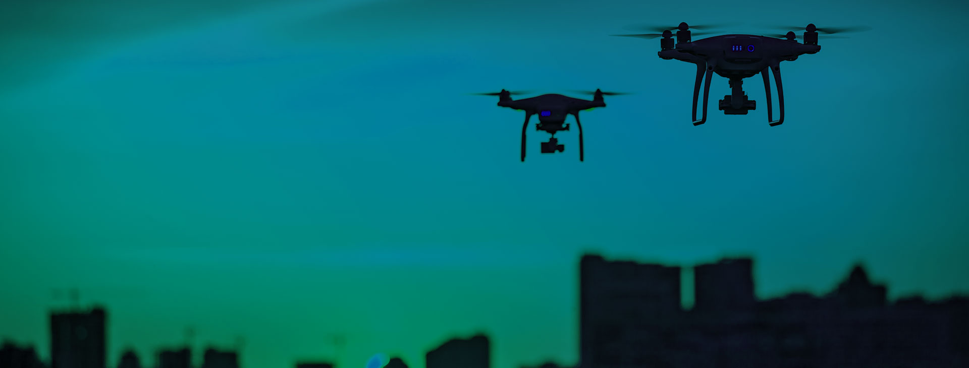VUELO POR ENCIMA DE LOS DESAFÍOS MODERNOS CON TECNOLOGÍA DE DRONES IMPULSADOS POR IA