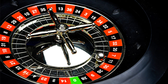 Geo-fencing vs. Beaconing: Choose Location-Based Marketing Tech to Drive Casino Revenue