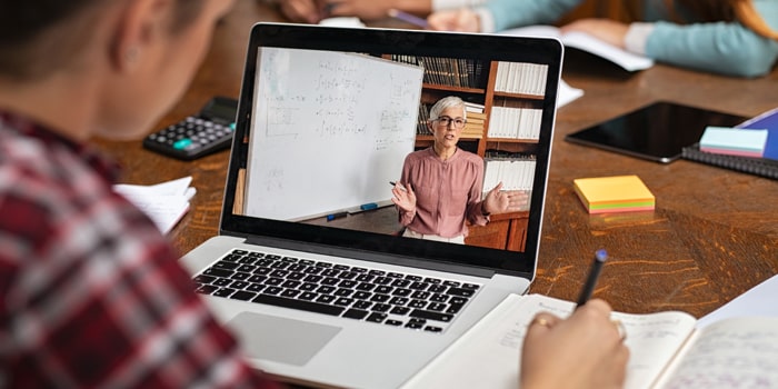 Create Immersive Learning Experiences With Adobe Captivate