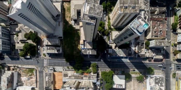 5 Ways Drones Are Disrupting the Construction Industry (More Than Just a Toy)